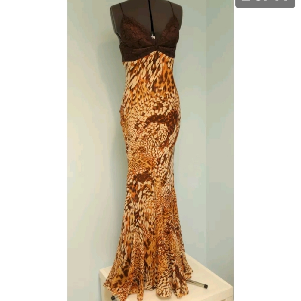 Stunning  NWOT Mary L. Couture Silk Gown, Empire waist size 6.
